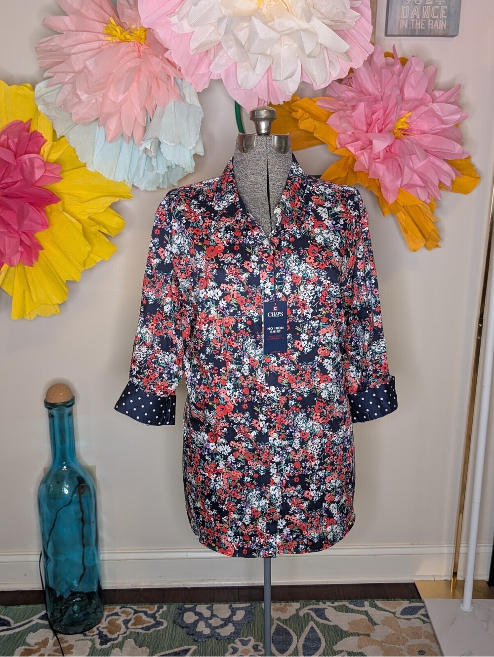 2122 - Chaps Women's Floral Button-Up Shirt with Polka Dot Detail Size 3X